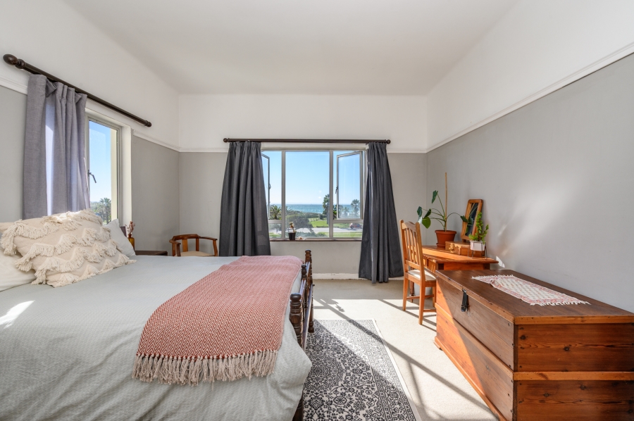 2 Bedroom Property for Sale in Summerstrand Eastern Cape